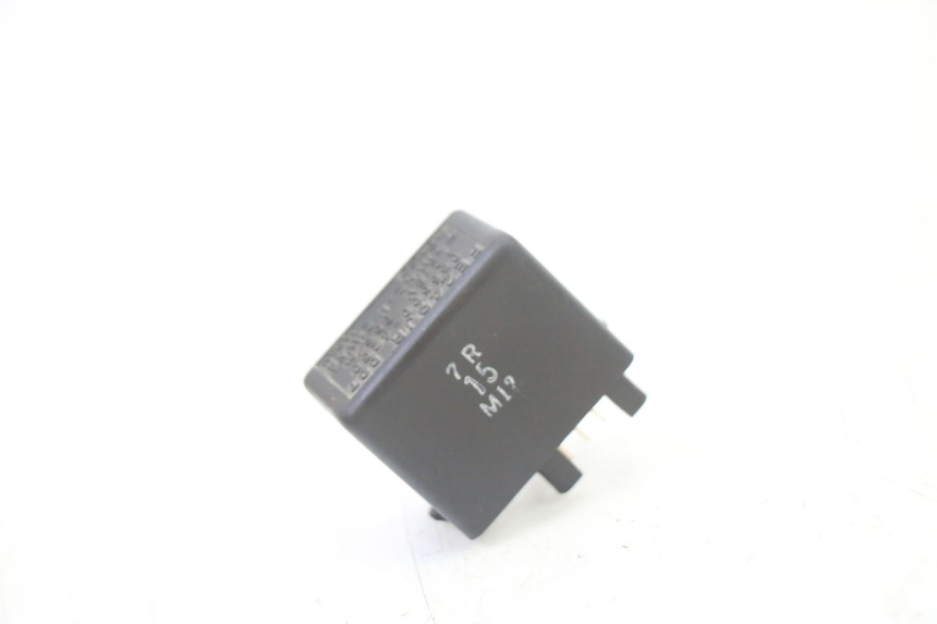 photo de RELE' FRECCE SUZUKI GSR 750 (2011 - 2017)