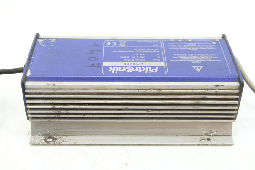 photo de CARICABATTERIE ECCITY ARTELEC 670 1 (2013 - 2017)