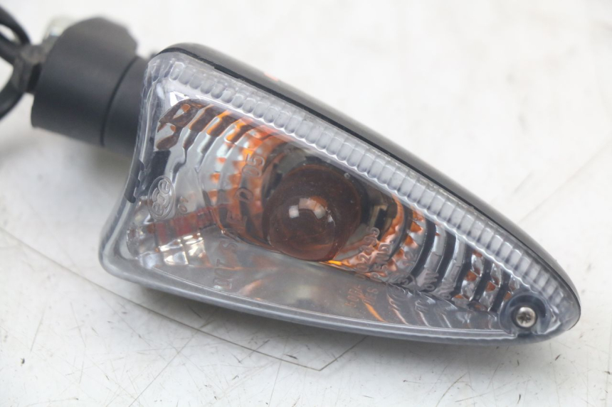 photo de FANALE POSTERIORE DESTRO YAMAHA AEROX 2T 50 (2013 - 2017)