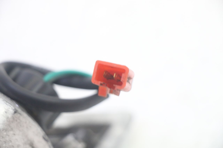 photo de FANALE POSTERIORE DESTRO SYM FIDDLE 3 III 125 (2014 - 2020) - Dettagli dei punti di fissaggio