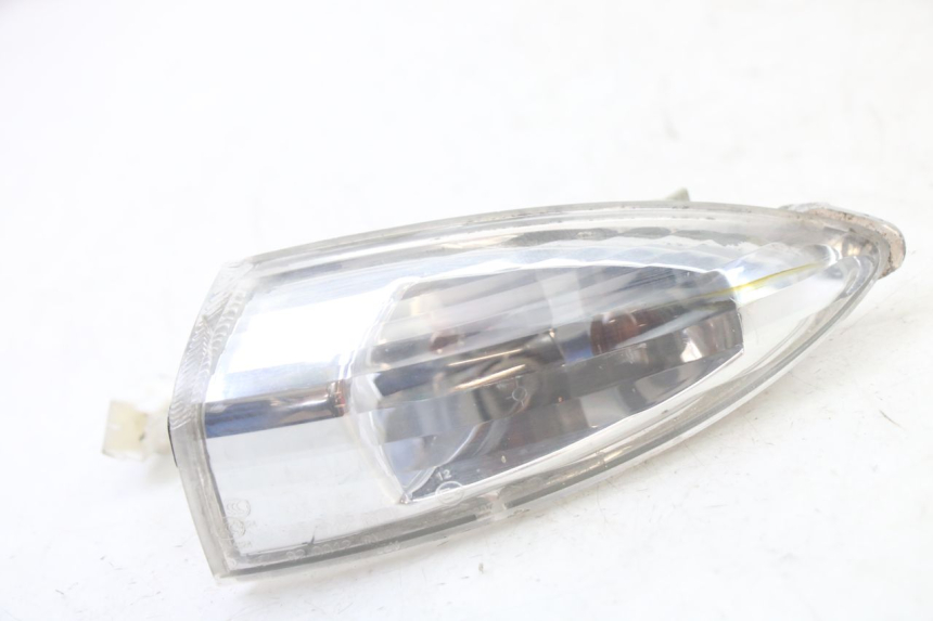 photo de FANALE POSTERIORE DESTRO PIAGGIO FLY 2T 50 (2004 - 2017)