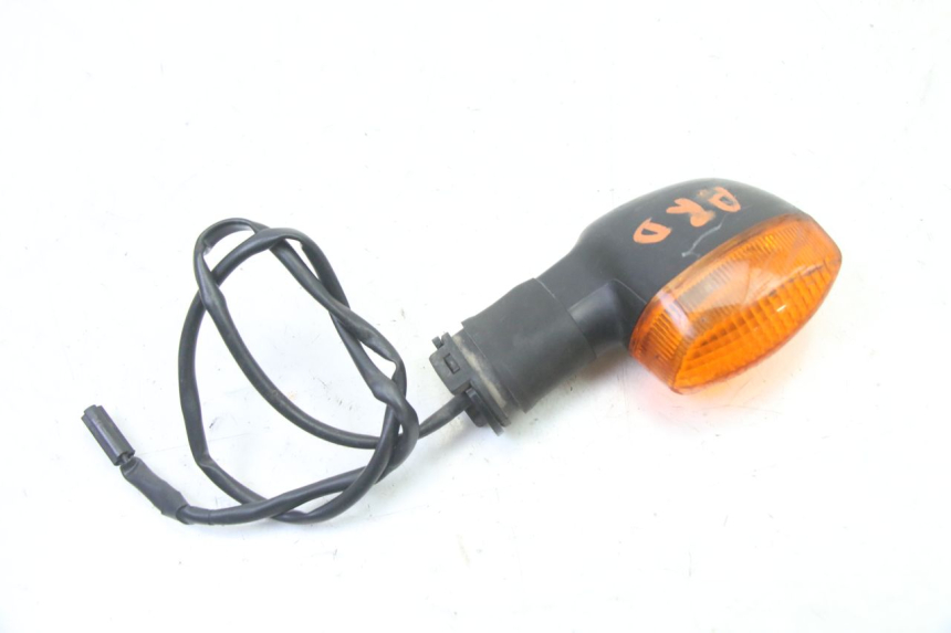 photo de FRECCE DESTRA POSTERIORE YAMAHA FZ6 FAZER S2 600 (2007 - 2011)