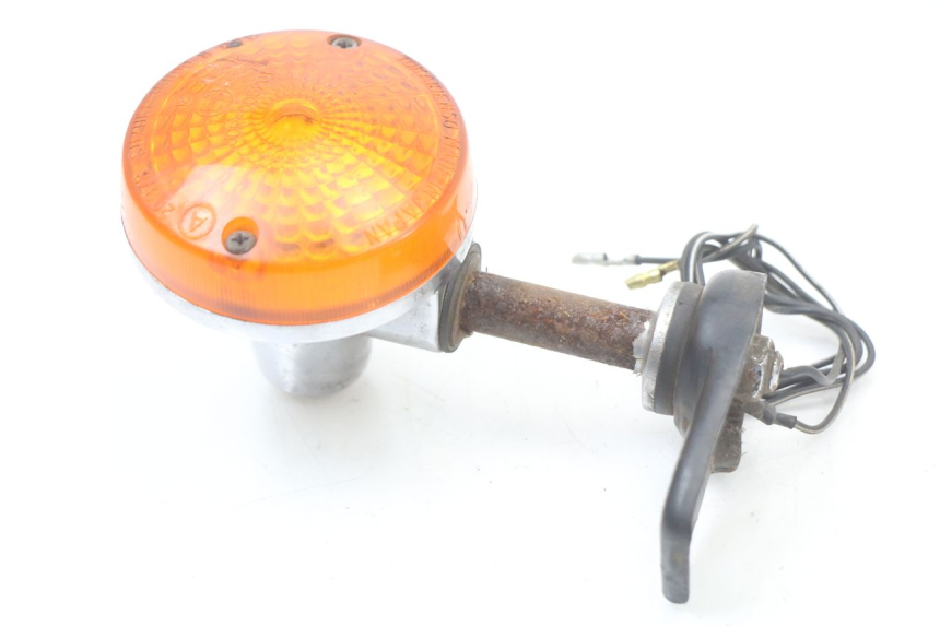 photo de FRECCE DESTRA POSTERIORE SUZUKI GN 125 (1997 - 2000)