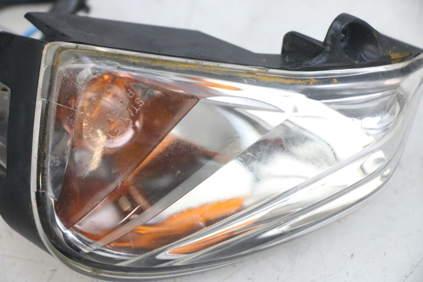 photo de FANALE POSTERIORE DESTRO HONDA PCX (JF28) 125 (2009 - 2011)