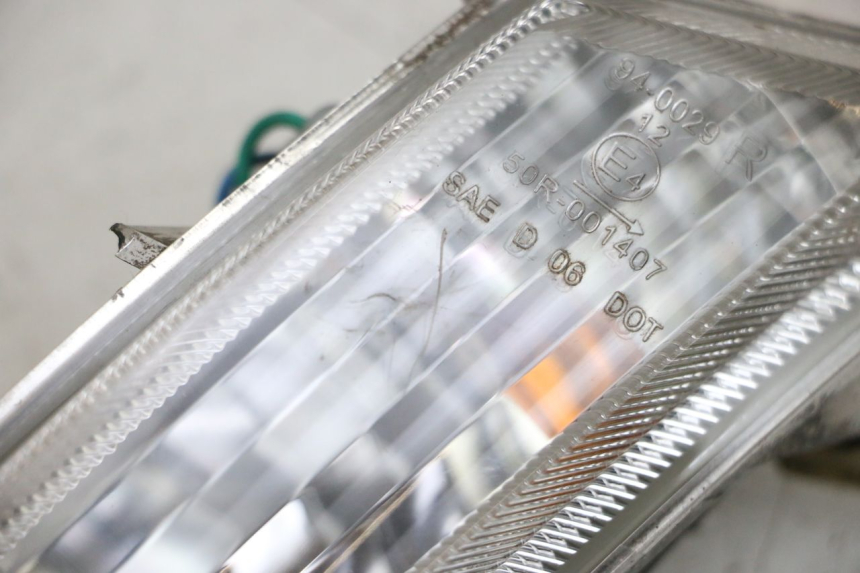 photo de FANALE POSTERIORE DESTRO KYMCO LIKE 125 (2009 - 2016) - Altra angolazione