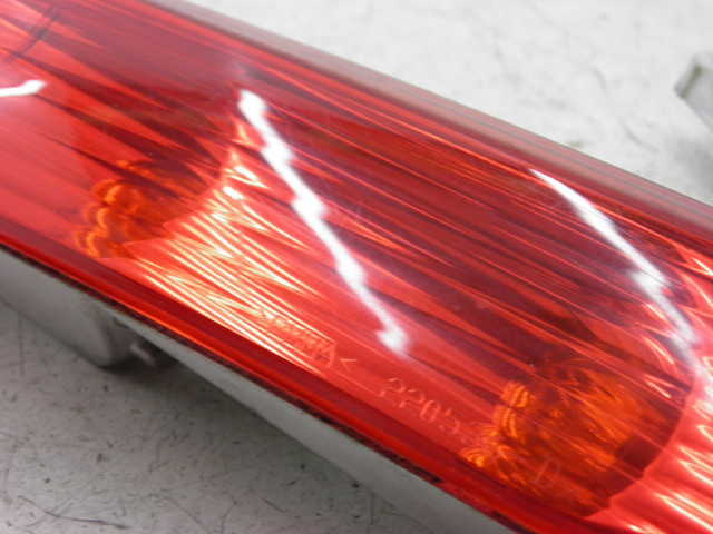 photo de FANALE POSTERIORE DESTRO PIAGGIO X8 125 (2004 - 2007)