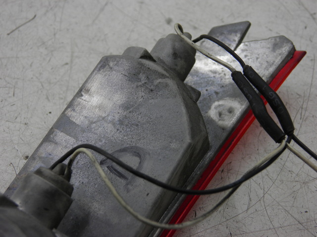 photo de FANALE POSTERIORE DESTRO PIAGGIO X8 125 (2004 - 2007)