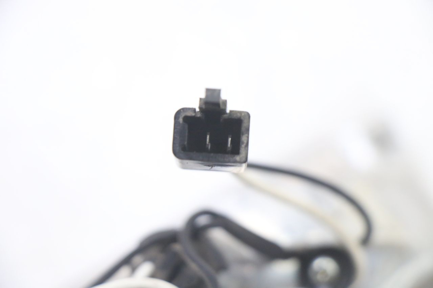 photo de FANALE POSTERIORE DESTRO PIAGGIO ZIP 4T 50 (2018 - 2020)