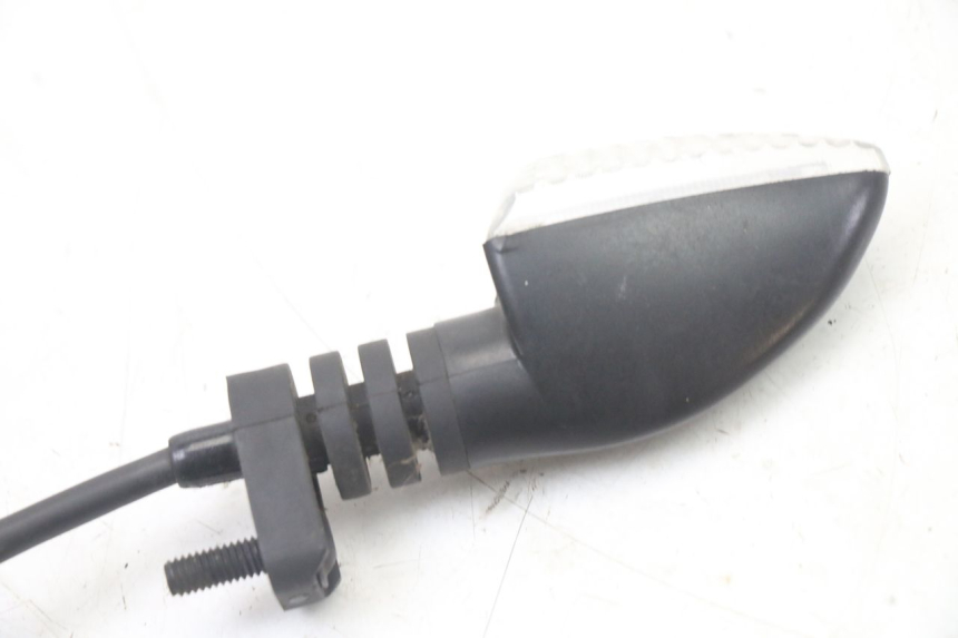 photo de FRECCE DESTRA POSTERIORE LIGIER PULSE 3 1 (2014 - 2020) - Primo piano tecnico