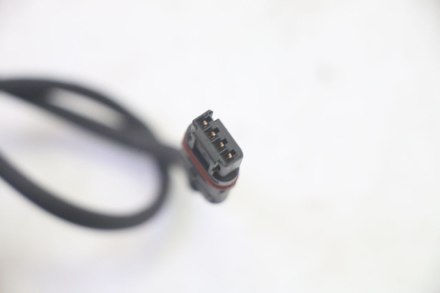 photo de FRECCE DESTRA POSTERIORE BMW R GS 1250 (2021 - 2024) - Primo piano tecnico