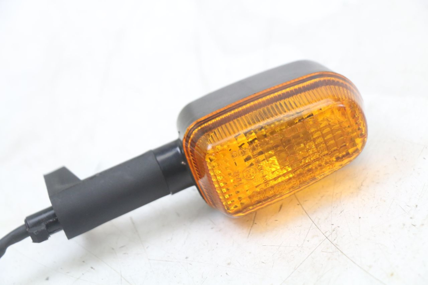 photo de FRECCE DESTRA POSTERIORE ROYAL ENFIELD SCRAM 411 (2022 - 2024)
