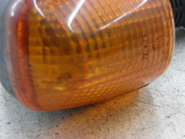 photo de FRECCIA POSTERIORE DESTRA SUZUKI GS GSE 500 (2001 - 2003)