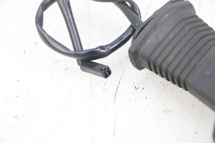 photo de FRECCE DESTRA POSTERIORE SUZUKI GSX F GSXF 650 (2007 - 2015)