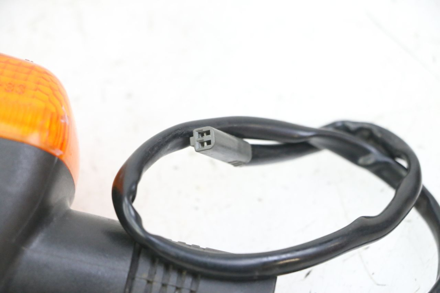 photo de FRECCE DESTRA POSTERIORE SUZUKI SV N 650 (1999 - 2002)