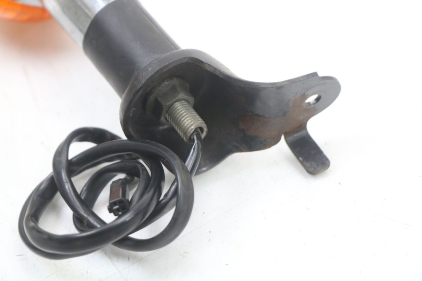 photo de FRECCE DESTRA POSTERIORE SUZUKI VL INTRUDER 125 (2004 - 2007)