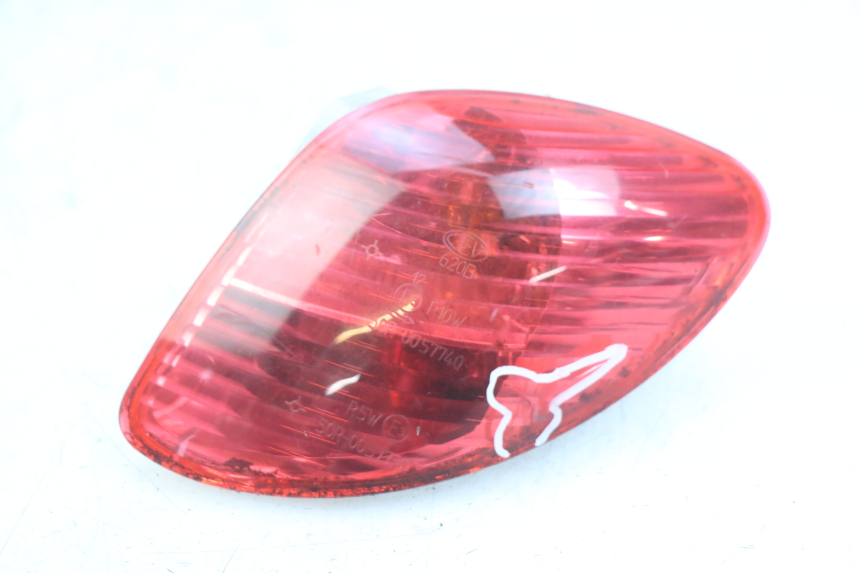 photo de FANALE POSTERIORE DESTRO PIAGGIO X9 125 (2000 - 2003)