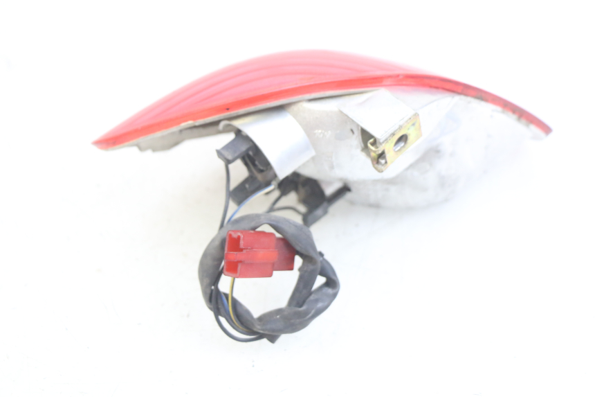 photo de FANALE POSTERIORE DESTRO PIAGGIO X9 125 (2000 - 2003)