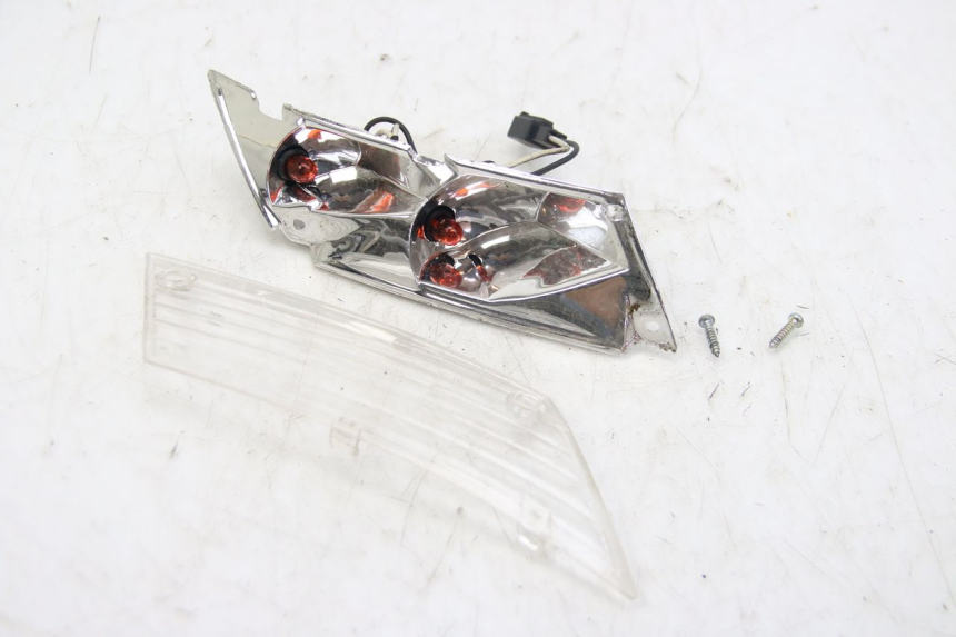 photo de FANALE POSTERIORE DESTRO PIAGGIO ZIP 4T 50 (2018 - 2020)