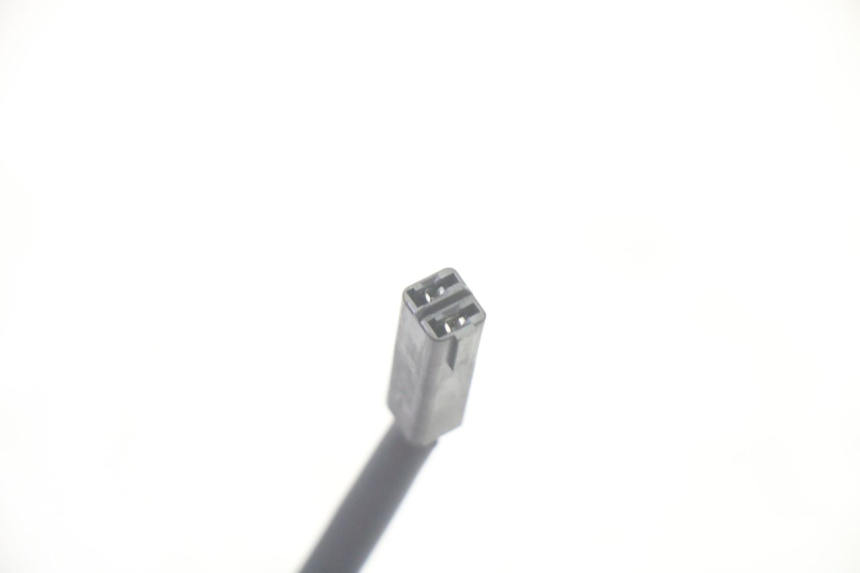 photo de FRECCE SINISTRO POSTERIORE SUZUKI DL V STROM 1000 (2002 - 2007) - Primo piano tecnico