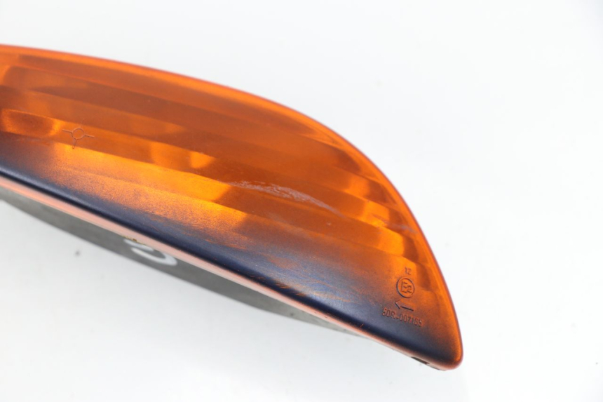 photo de FANALE POSTERIORE SINISTRO PEUGEOT ELYSEO 125 (1999 - 2004)