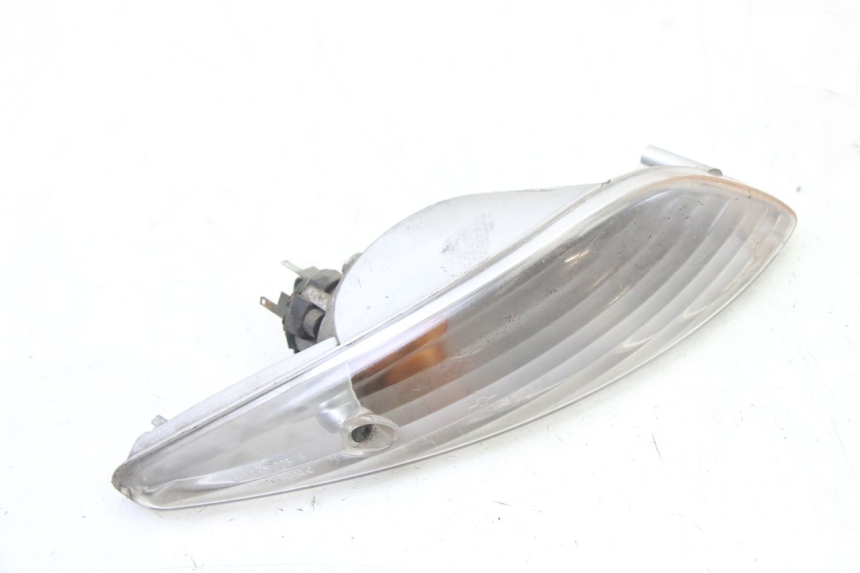 photo de FANALE POSTERIORE SINISTRO PEUGEOT ELYSEO 125 (1999 - 2004)