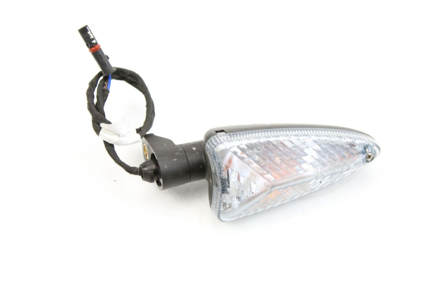 photo de FANALE POSTERIORE SINISTRO BMW F GS K81 850 (2018 - 2023) - Primo piano tecnico