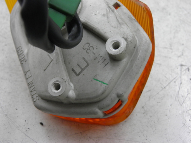 photo de FANALE POSTERIORE SINISTRO KAWASAKI ZZR 600 (1995 - 2004)