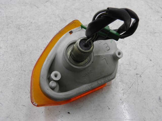 photo de FANALE POSTERIORE SINISTRO KAWASAKI ZZR 600 (1995 - 2004)