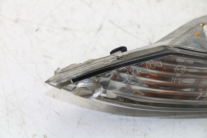 photo de FANALE POSTERIORE SINISTRO KYMCO GRAND DINK 125 (2002 - 2007)