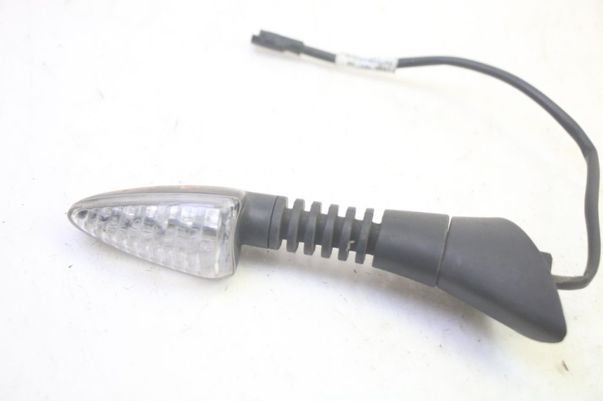 photo de FRECCE SINISTRO POSTERIORE PIAGGIO MP3 HPE 350 (2018 - 2020) - Dettaglio del componente