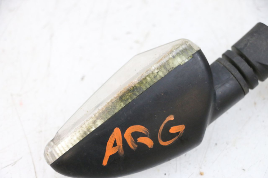 photo de FRECCE SINISTRO POSTERIORE PIAGGIO NEW TYPHOON 50 (2018 - 2021) - Zoom sullo stato d'uso