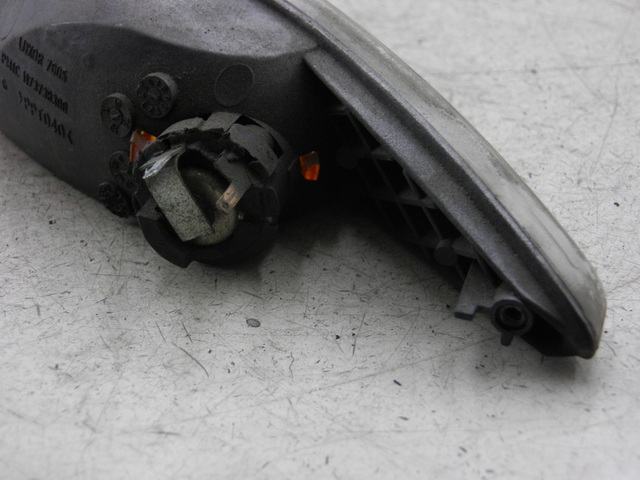 photo de FANALE POSTERIORE SINISTRO PEUGEOT ELYSEO 125 (1999 - 2004)