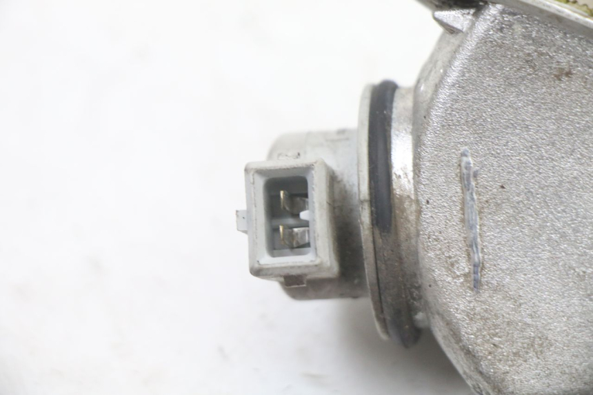 photo de FRECCE SINISTRO POSTERIORE PIAGGIO VESPA LX IE 125 (2010 - 2012)