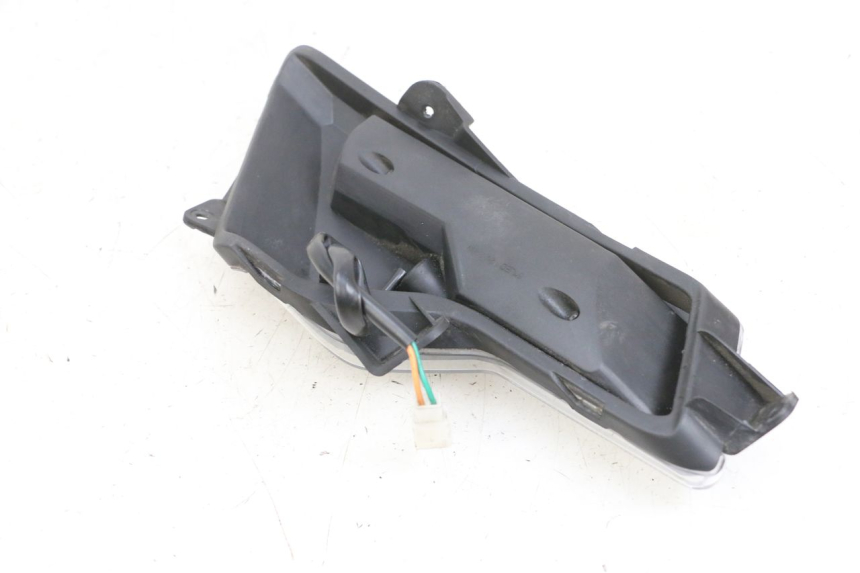 photo de FRECCE SINISTRO POSTERIORE EFUN PUSA 1 - Altra angolazione