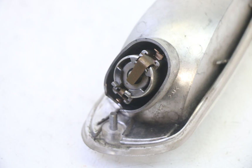 photo de FRECCE SINISTRO POSTERIORE APRILIA SR R 2T LC 50 (2018 - 2021)