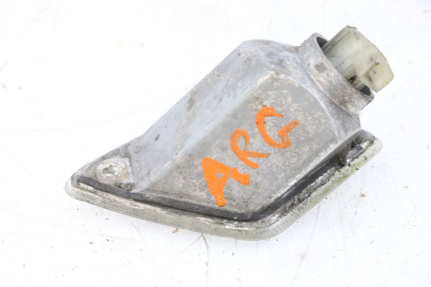 photo de CLIGNOTANTE POSTERIORE SINISTRA PIAGGIO VESPA GTS SUPER IE 125 (2009 - 2016) - Dettagli dei punti di fissaggio