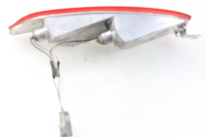 photo de FANALE POSTERIORE SINISTRO PIAGGIO X8 125 (2004 - 2007)