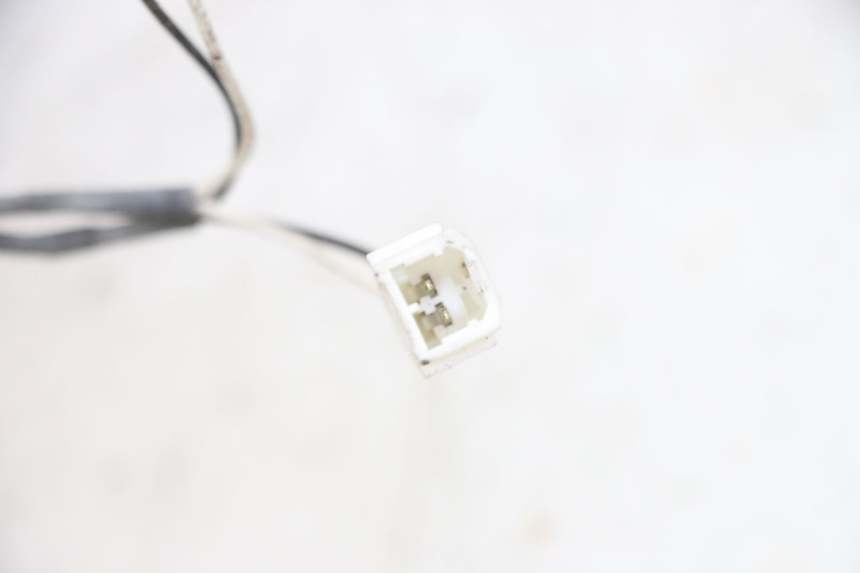 photo de FANALE POSTERIORE SINISTRO PIAGGIO X8 125 (2004 - 2007) - Zoom sullo stato d'uso