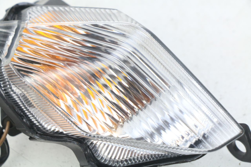 photo de FANALE POSTERIORE SINISTRO YAMAHA XP T-MAX TMAX ABS 530 (2012 - 2015)