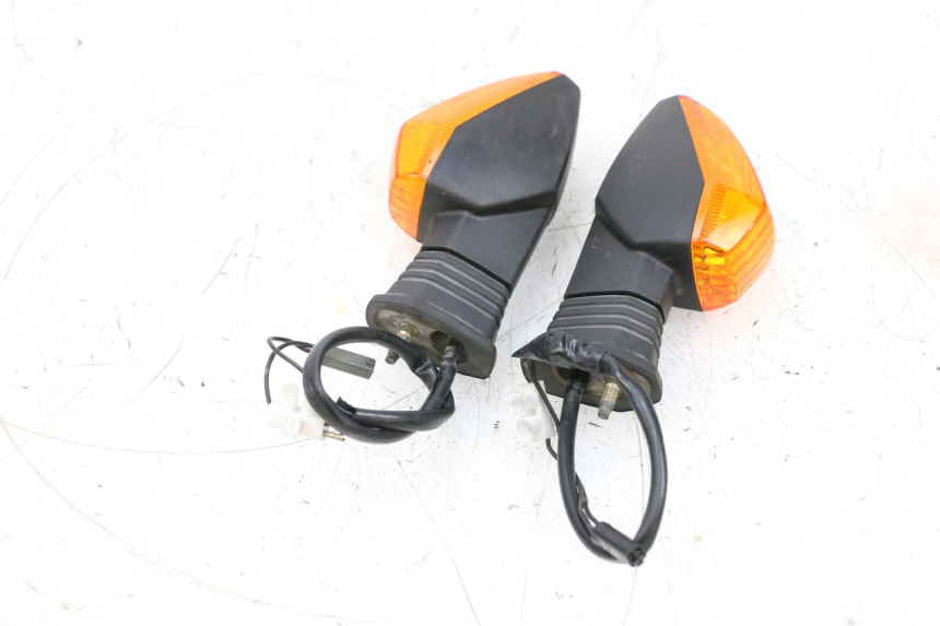 photo de FRECCE POSTERIORE SUZUKI GSXR GSX-R 1000 (2003 - 2004) - Caratteristiche distintive