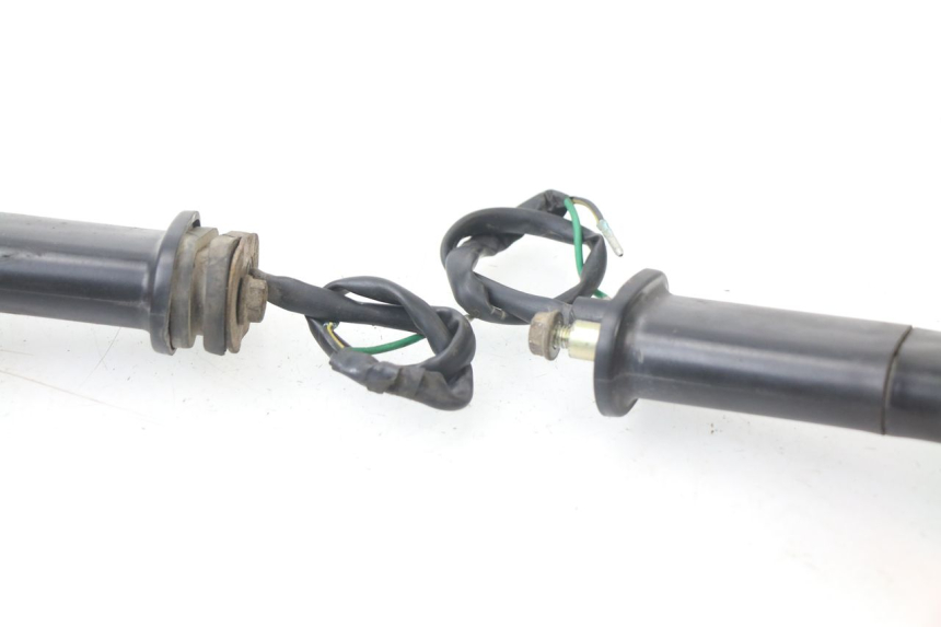 photo de FANALE POSTERIORE KAWASAKI GTR 1000 (1994 - 2004)
