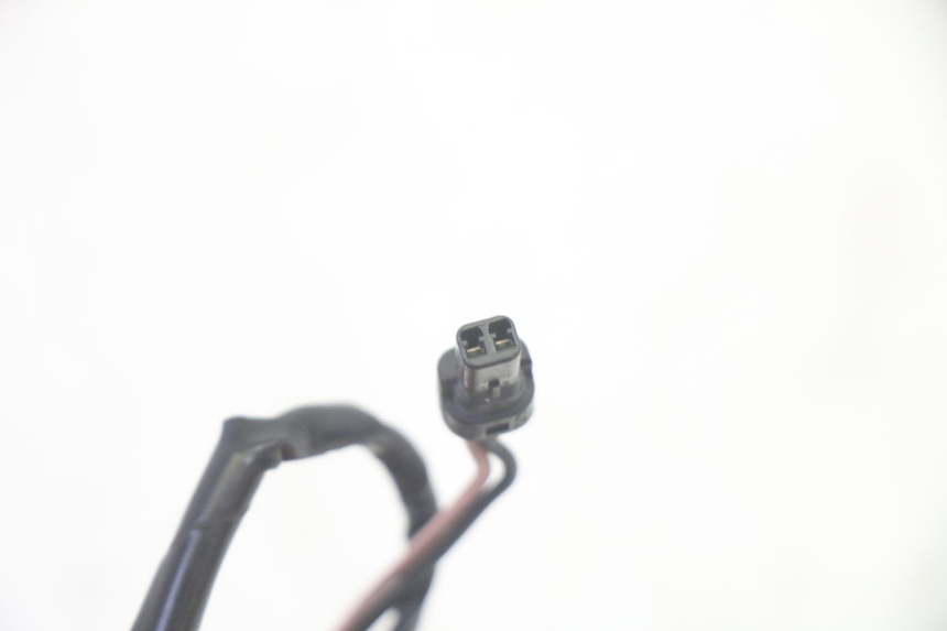 photo de FRECCE POSTERIORE PIAGGIO MP3 RL 250 (2007 - 2010) - Stato della superficie e materiale