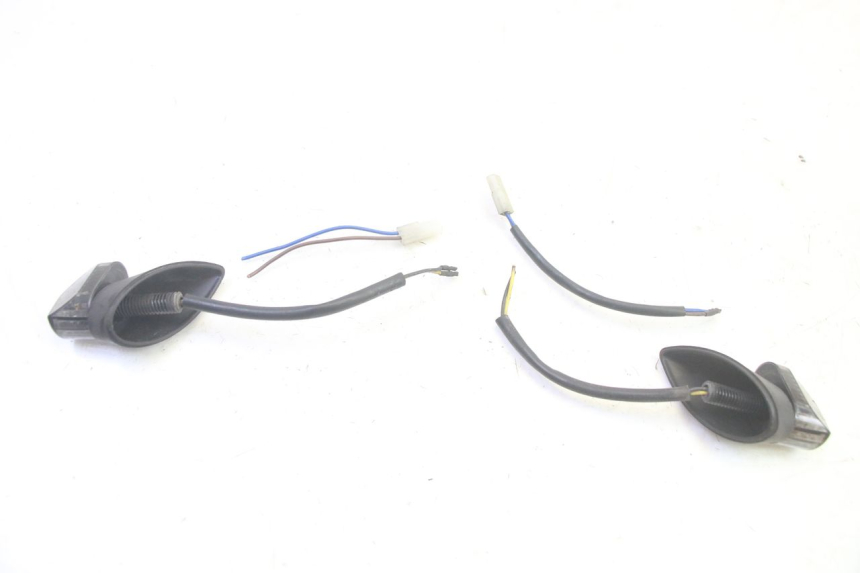 photo de FRECCE POSTERIORE PIAGGIO MP3 500 (2016 - 2018) - Vista principale