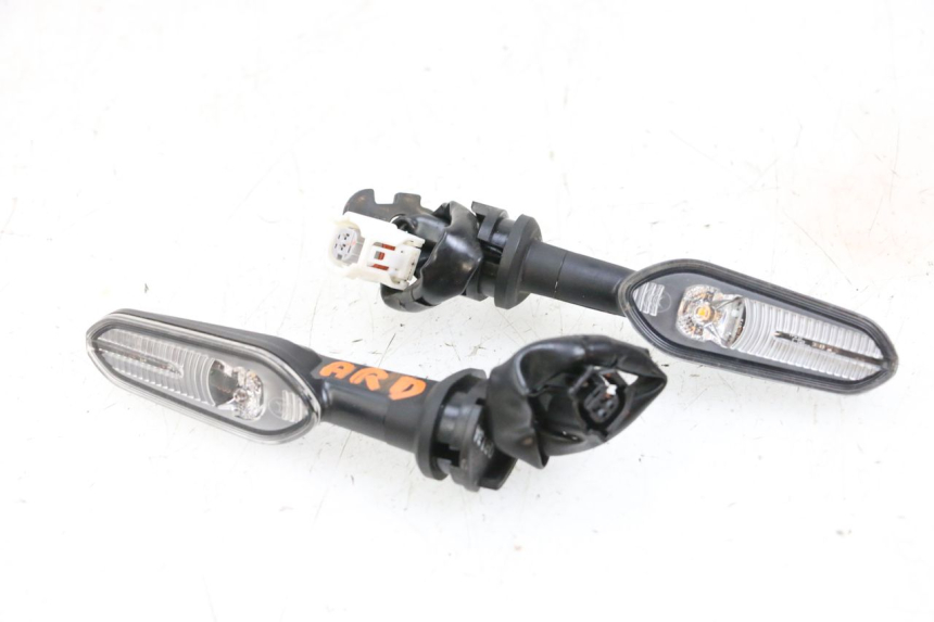 photo de FRECCE POSTERIORE YAMAHA NEO'S CORE 1 (2022 - 2026) - Vista principale