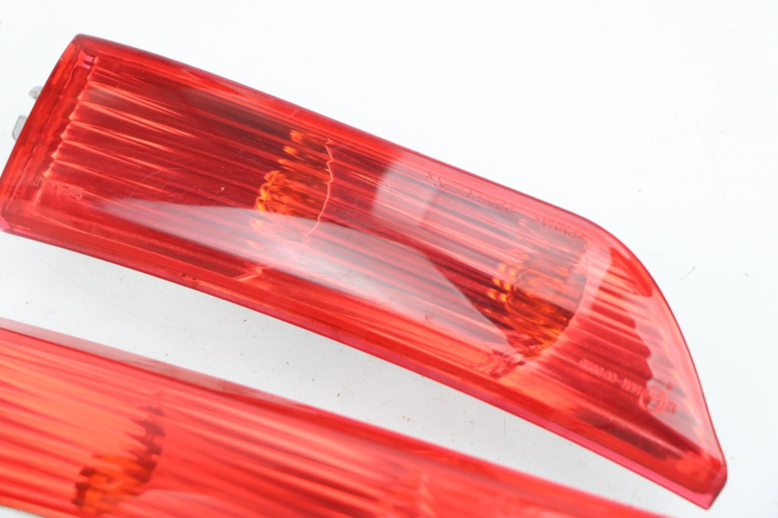 photo de FANALE POSTERIORE PIAGGIO X8 400 (2006 - 2007)