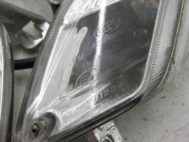 photo de CLIGNOTANTE POSTERIORE SYM FIDDLE 2 50 (2008 - 2013)