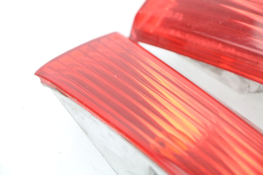 photo de FANALE POSTERIORE PIAGGIO XEVO - X EVO 125 (2007 - 2016)