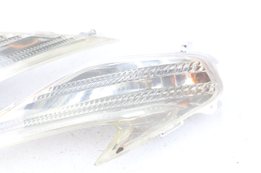 photo de FANALE ANTERIORE APRILIA ATLANTIC 125 (2003 - 2009)