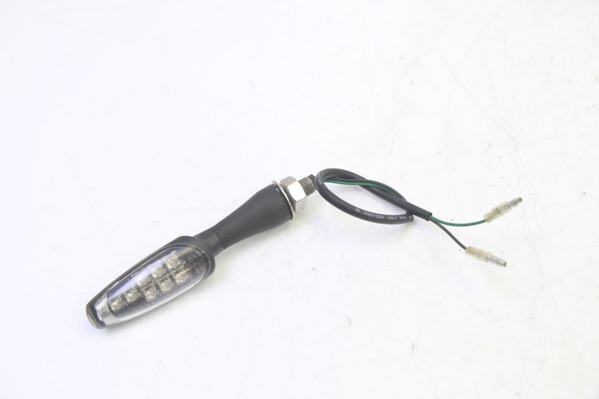 photo de FRECCE DESTRA ANTERIORE QUADRO 4 4D 350 (2015 - 2018)