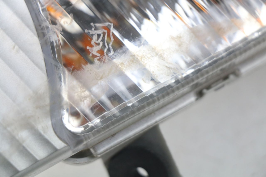 photo de FANALE ANTERIORE DESTRO SUZUKI BURGMAN 125 (2007 - 2014)